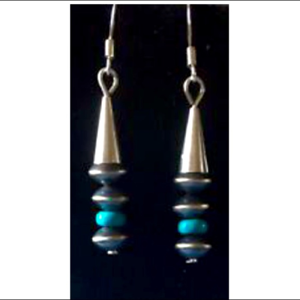 STERLING SILVER NAVAJO PEARL EARRINGS